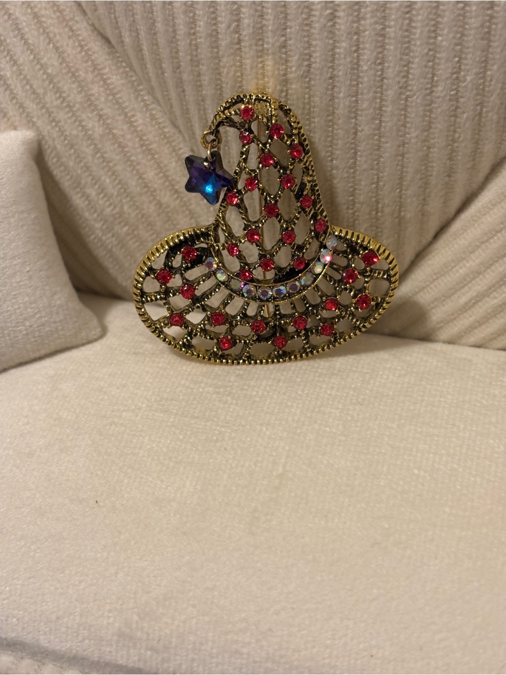 Gold-Tone Red Crystal Witch  Hat Brooch #Halloween